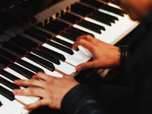 pianist for assemblies services for education music service